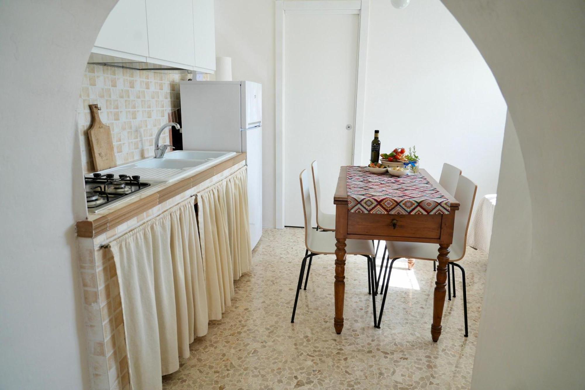 Trullo Canopo Ceglie Messapica Exterior photo